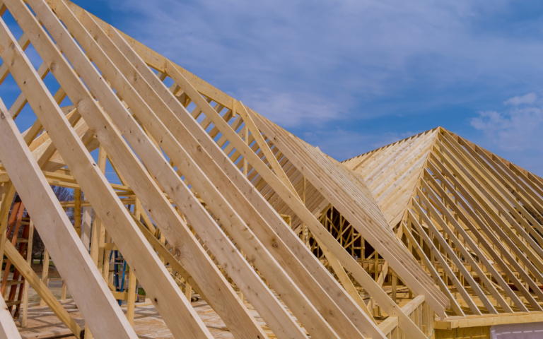 Travaux de charpente – Couvreur Contes