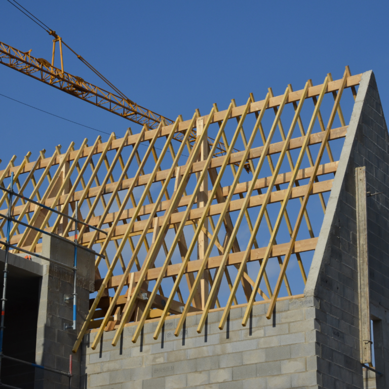 Travaux de charpente – Couvreur Contes