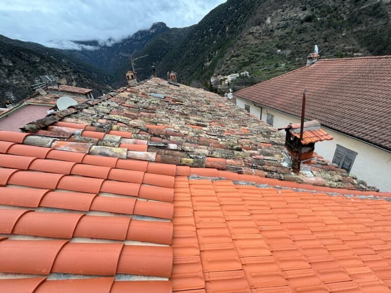 Prix d’une rénovation de toiture : ce qui fait varier le devis